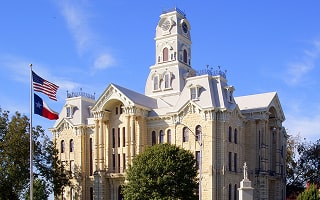 How to Locate Properties in Texas That Have a Lien