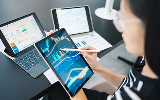 Which Key Economic, Social, and Regulatory Factors Are Driving Current Trends in Texas's Local Property Markets?